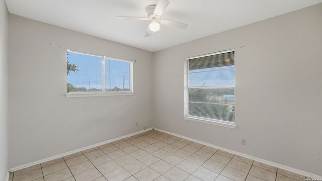 103 7TH ST, Converse, TX 78109