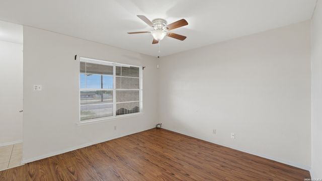 103 7TH ST, Converse, TX 78109