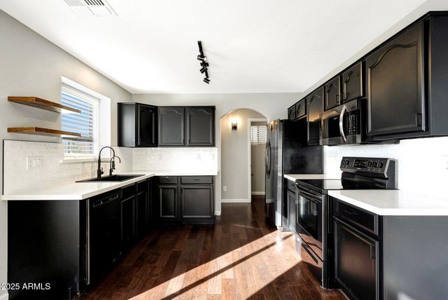 27812 N 26TH Avenue, Phoenix, AZ 85085