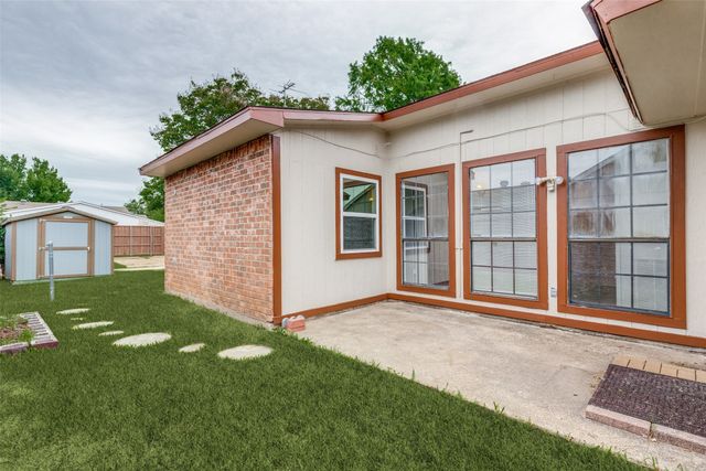 4612 Jenkins Circle, The Colony, TX 75056