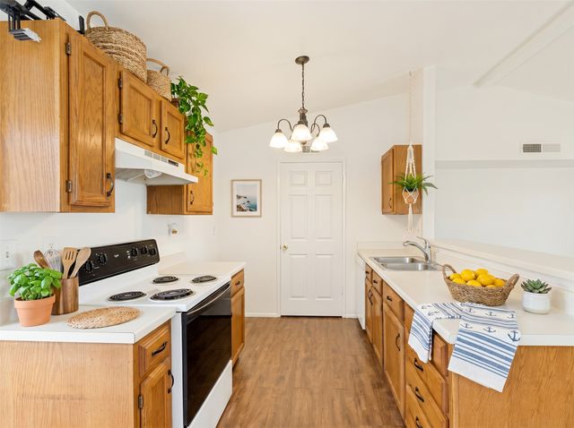 4612 Jenkins Circle, The Colony, TX 75056