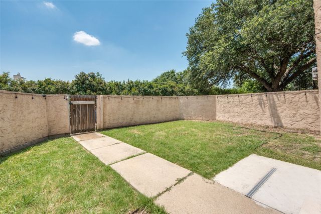 1870 Amber Lane, Carrollton, TX 75007