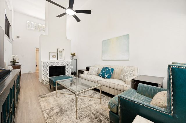 1870 Amber Lane, Carrollton, TX 75007