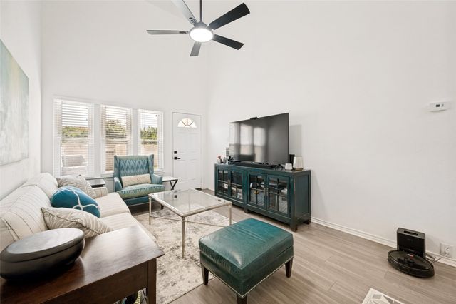 1870 Amber Lane, Carrollton, TX 75007
