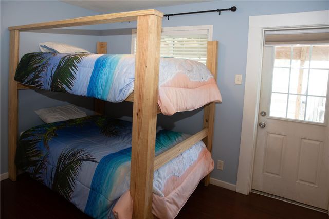 808 Broadway, Galveston, TX 77550