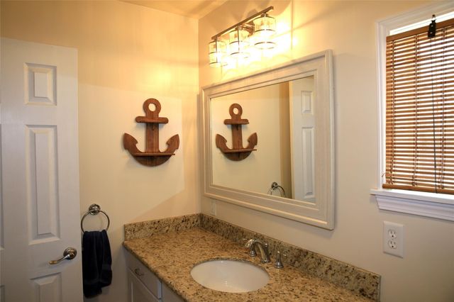 808 Broadway, Galveston, TX 77550