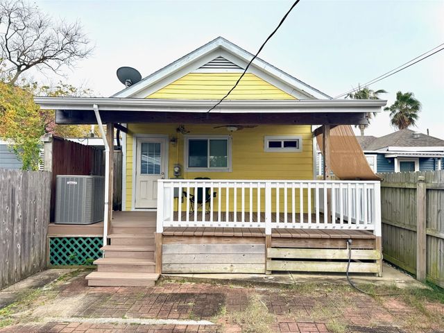 808 Broadway, Galveston, TX 77550