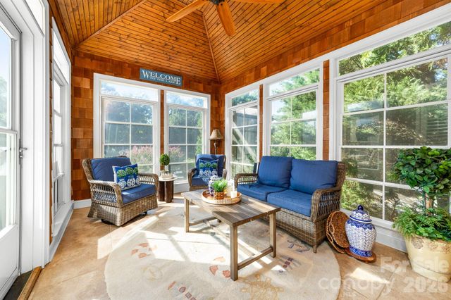 21300 Blakely Shores Drive, Cornelius, NC 28031