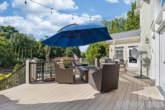 21300 Blakely Shores Drive, Cornelius, NC 28031