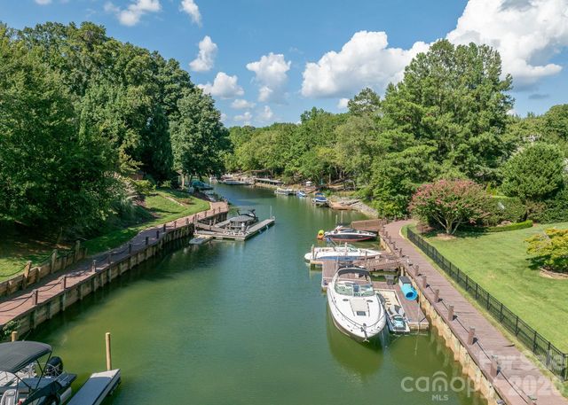 21300 Blakely Shores Drive, Cornelius, NC 28031