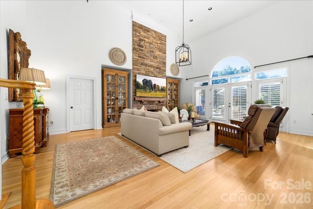 21300 Blakely Shores Drive, Cornelius, NC 28031