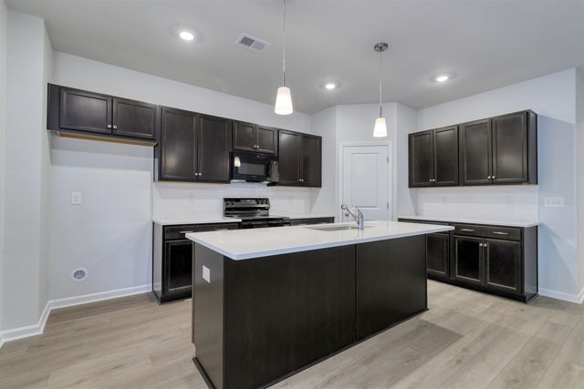 3424 Logan St., Conway, SC 29526