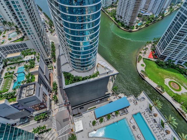 200 Biscayne Boulevard Way 3603, Miami, FL 33131