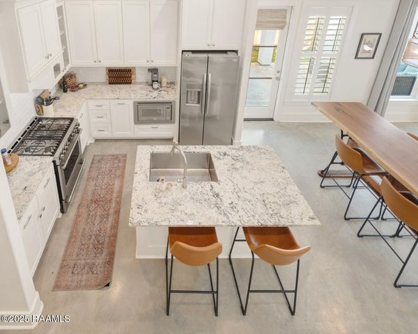 116 Gaunt Lane, Youngsville, LA 70592
