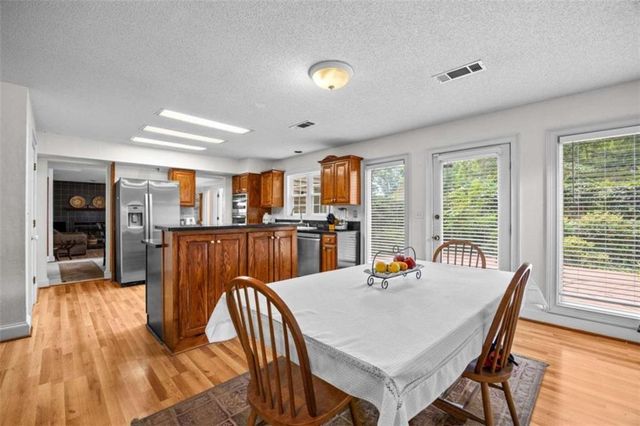 2335 Ettas Circle, Conyers, GA 30013