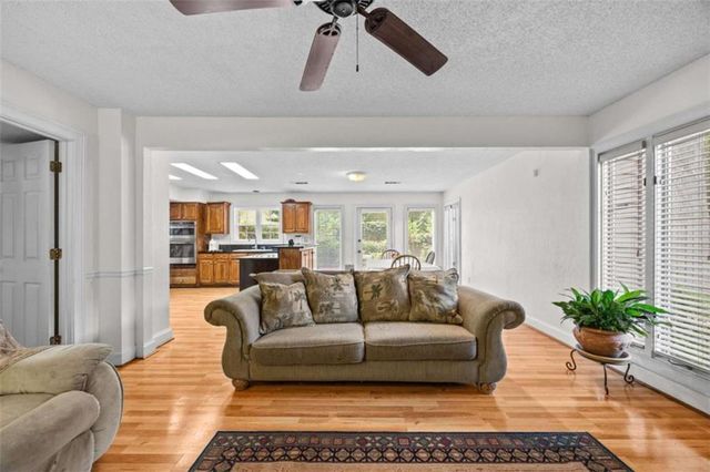 2335 Ettas Circle, Conyers, GA 30013