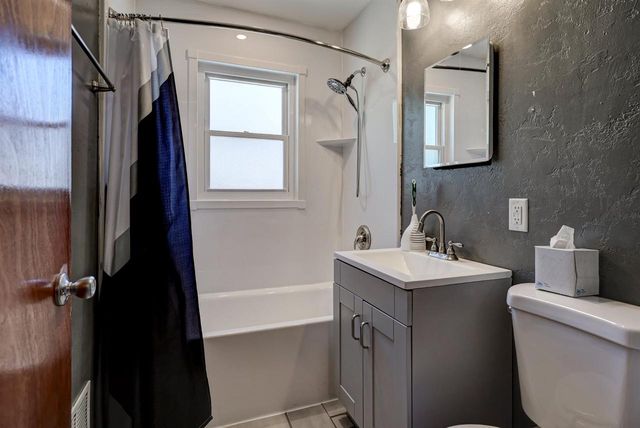 2112 N SUPERIOR STREET, Appleton, WI 54911