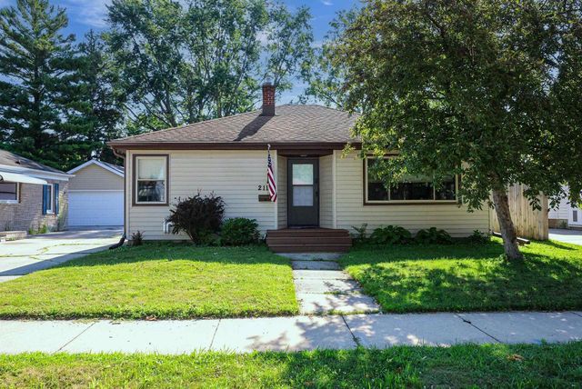 2112 N SUPERIOR STREET, Appleton, WI 54911