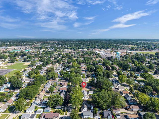 2112 N SUPERIOR STREET, Appleton, WI 54911
