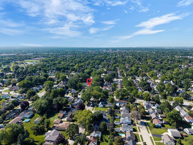 2112 N SUPERIOR STREET, Appleton, WI 54911