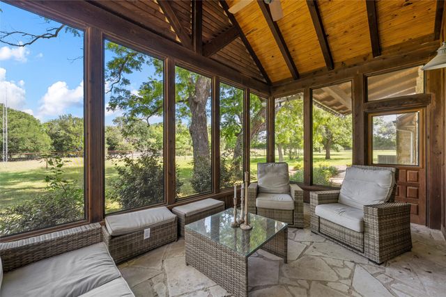 423 Rogers Hill Spur, Waco, TX 76705