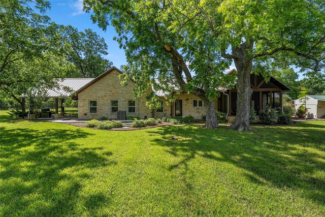 423 Rogers Hill Spur, Waco, TX 76705