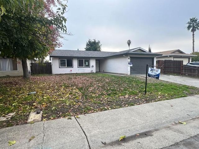 4208 Strathmore Way, North Highlands, CA 95660