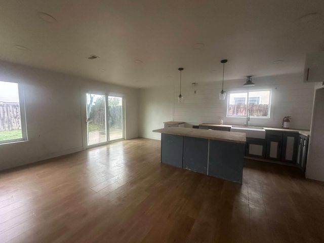 4208 Strathmore Way, North Highlands, CA 95660