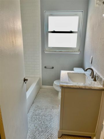 6674 Sylvan Road, Houston, TX 77023