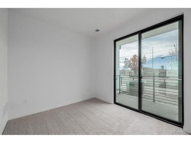 2076 S Holly St 2, Denver, CO 80222