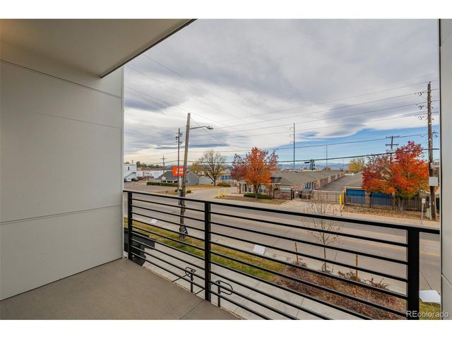 2076 S Holly St 2, Denver, CO 80222