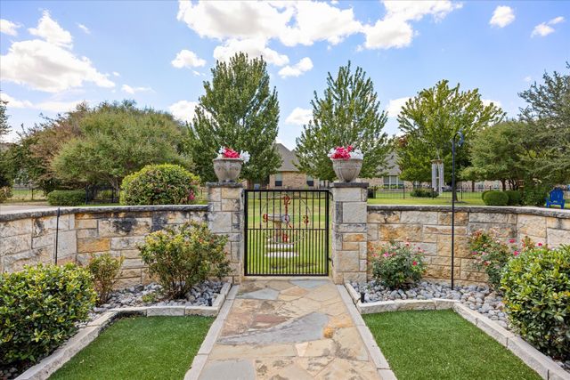 3209 Steamers Court, Granbury, TX 76049