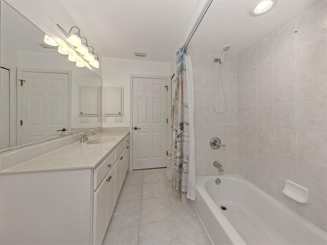 1056 ROTONDA CIRCLE, Rotonda West, FL 33947
