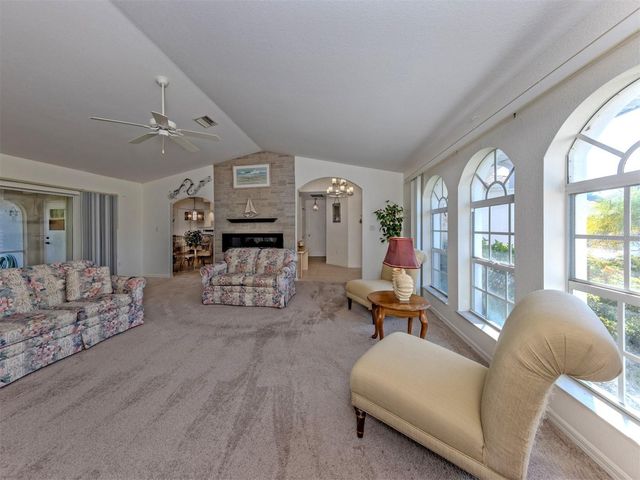 1056 ROTONDA CIRCLE, Rotonda West, FL 33947