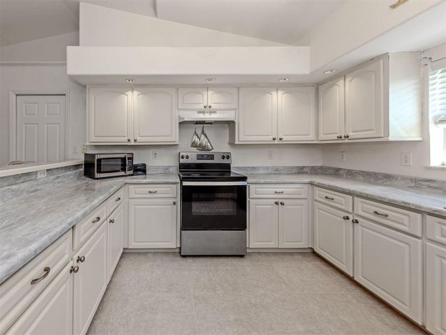1056 ROTONDA CIRCLE, Rotonda West, FL 33947