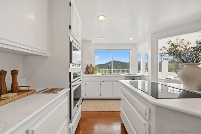 3132 Don Rolando, Escondido, CA 92025