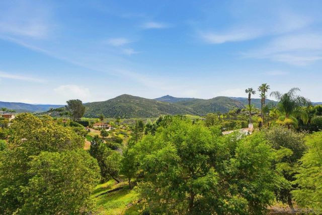 3132 Don Rolando, Escondido, CA 92025