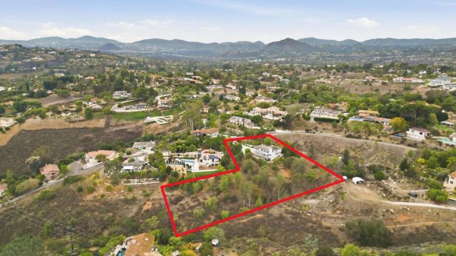 3132 Don Rolando, Escondido, CA 92025
