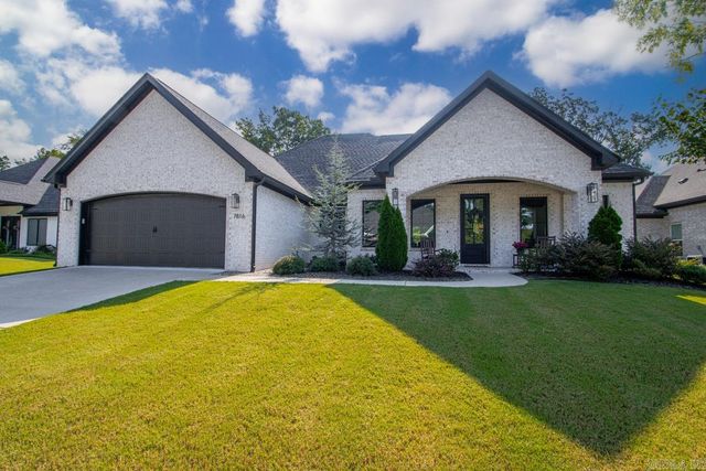7816 S Shoreline Boulevard, Benton, AR 72019