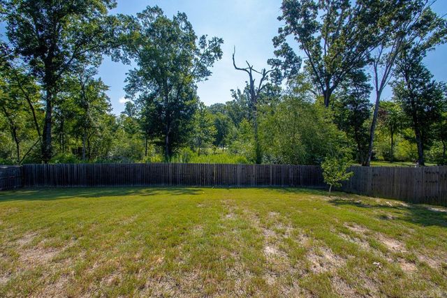7816 S Shoreline Boulevard, Benton, AR 72019