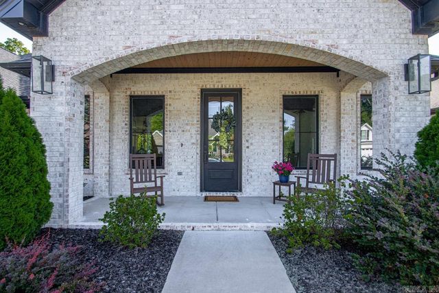 7816 S Shoreline Boulevard, Benton, AR 72019