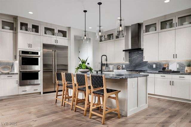 7126 Silver Palace Street, Las Vegas, NV 89131