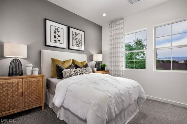 7126 Silver Palace Street, Las Vegas, NV 89131