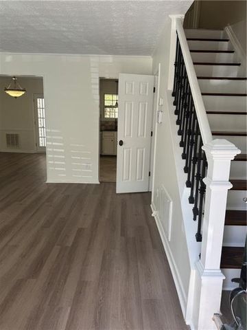 2907 Queen Anne Court, Atlanta, GA 30350