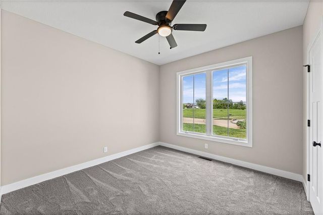 1201 Cottonwood Court, Paola, KS 66071