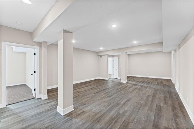 1201 Cottonwood Court, Paola, KS 66071