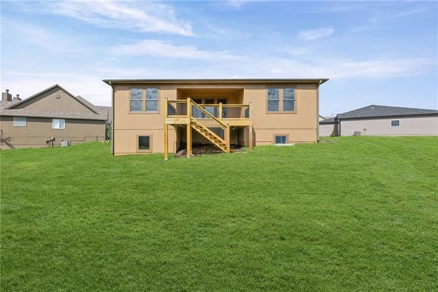 1201 Cottonwood Court, Paola, KS 66071