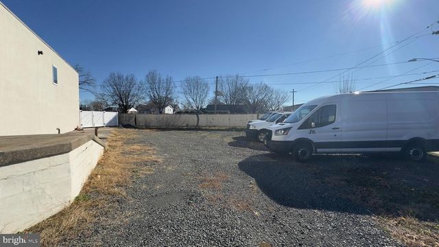 13 MARKET ST, Palmyra, NJ 08065