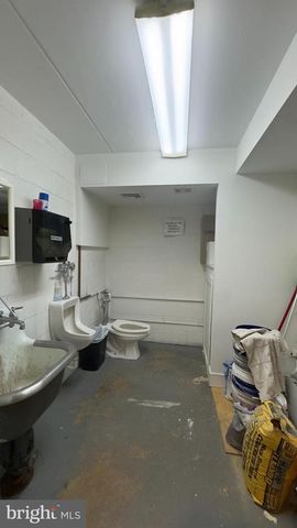 13 MARKET ST, Palmyra, NJ 08065