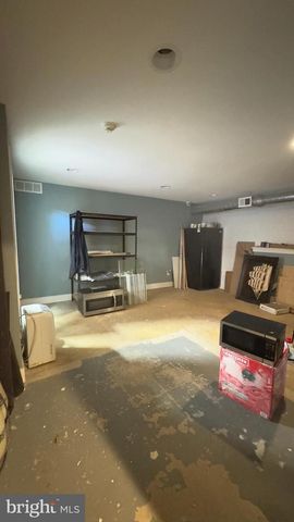 13 MARKET ST, Palmyra, NJ 08065